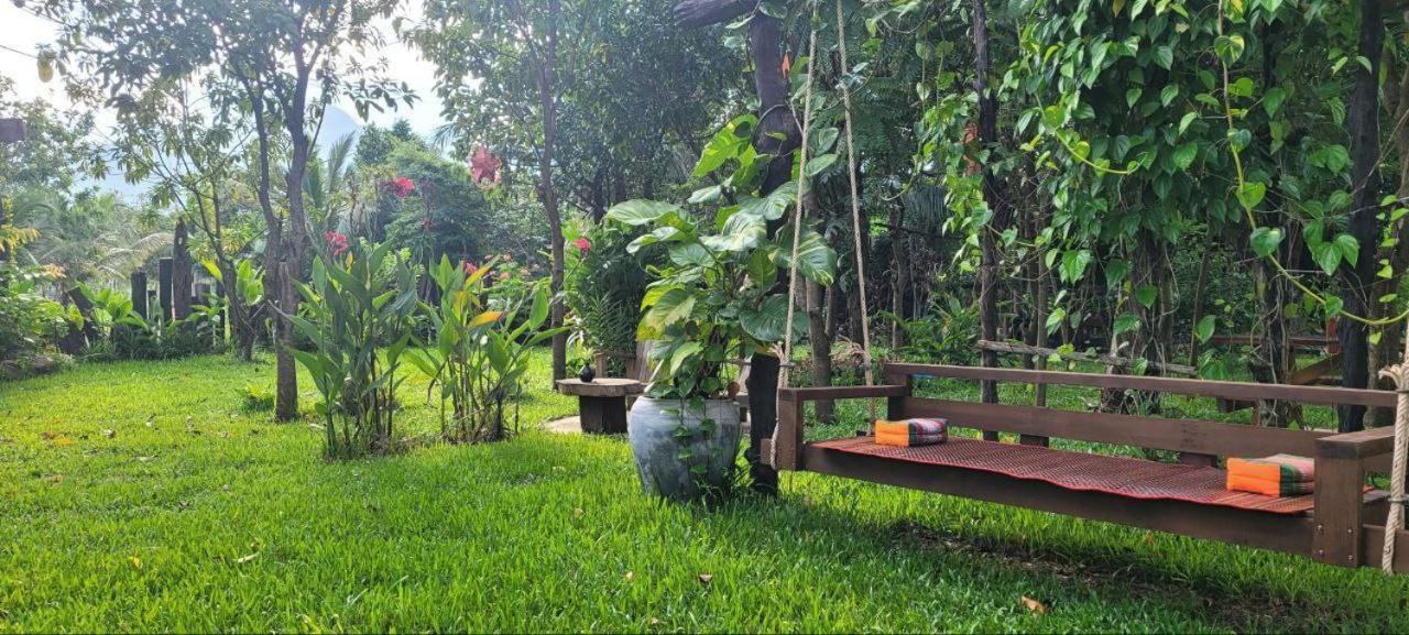 Villa Romduol Kampot Exterior photo