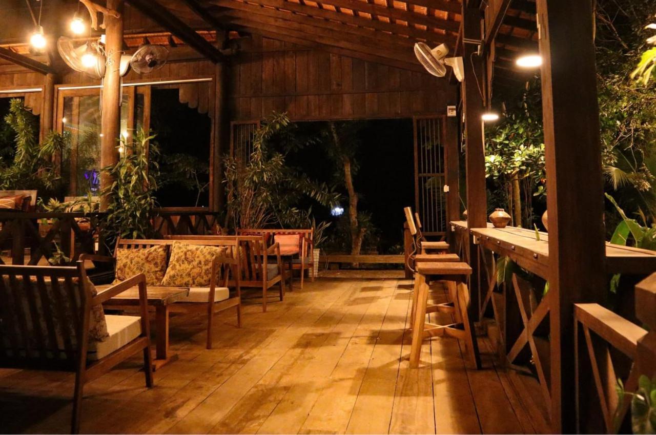 Villa Romduol Kampot Exterior photo