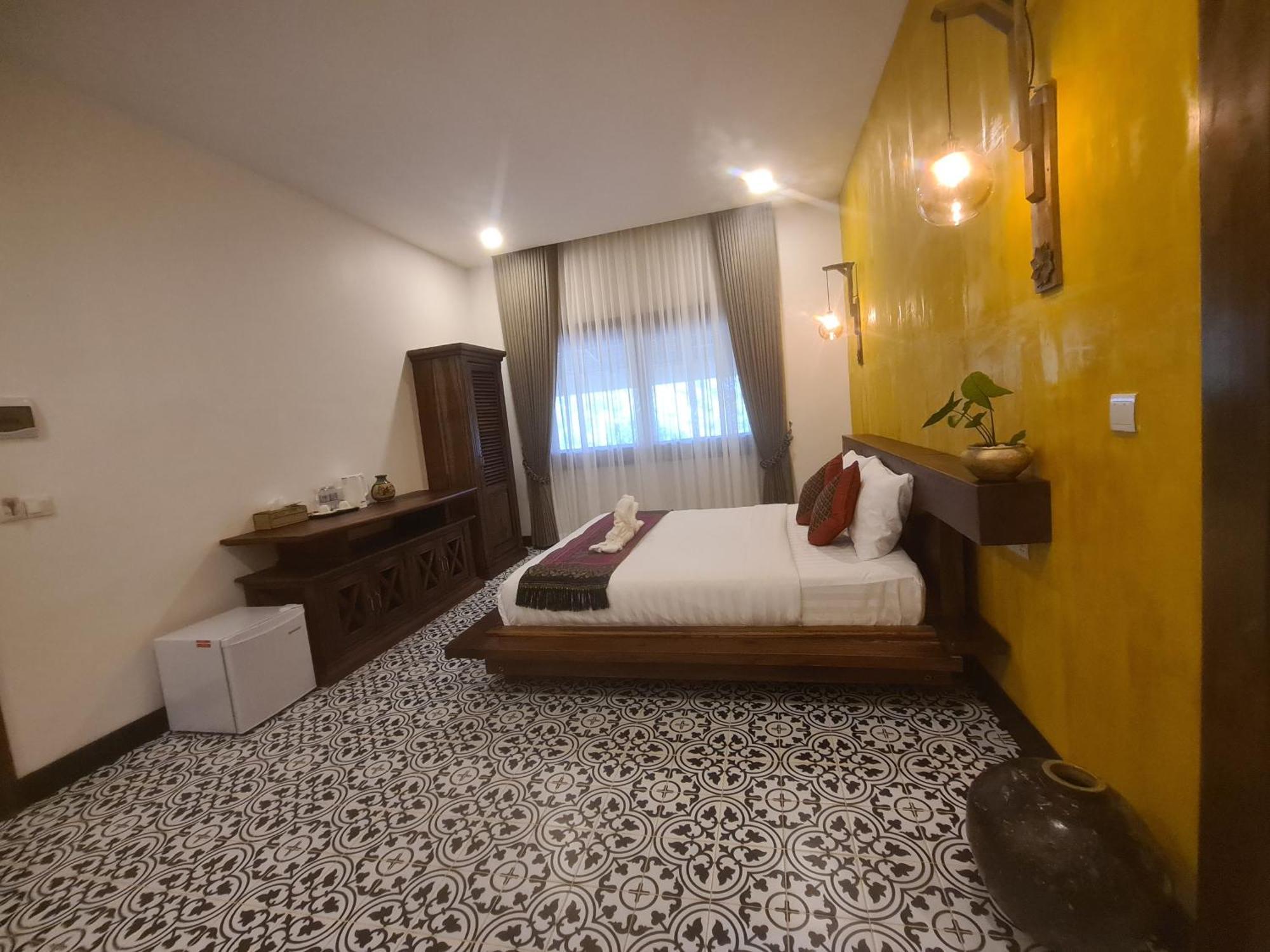 Villa Romduol Kampot Exterior photo