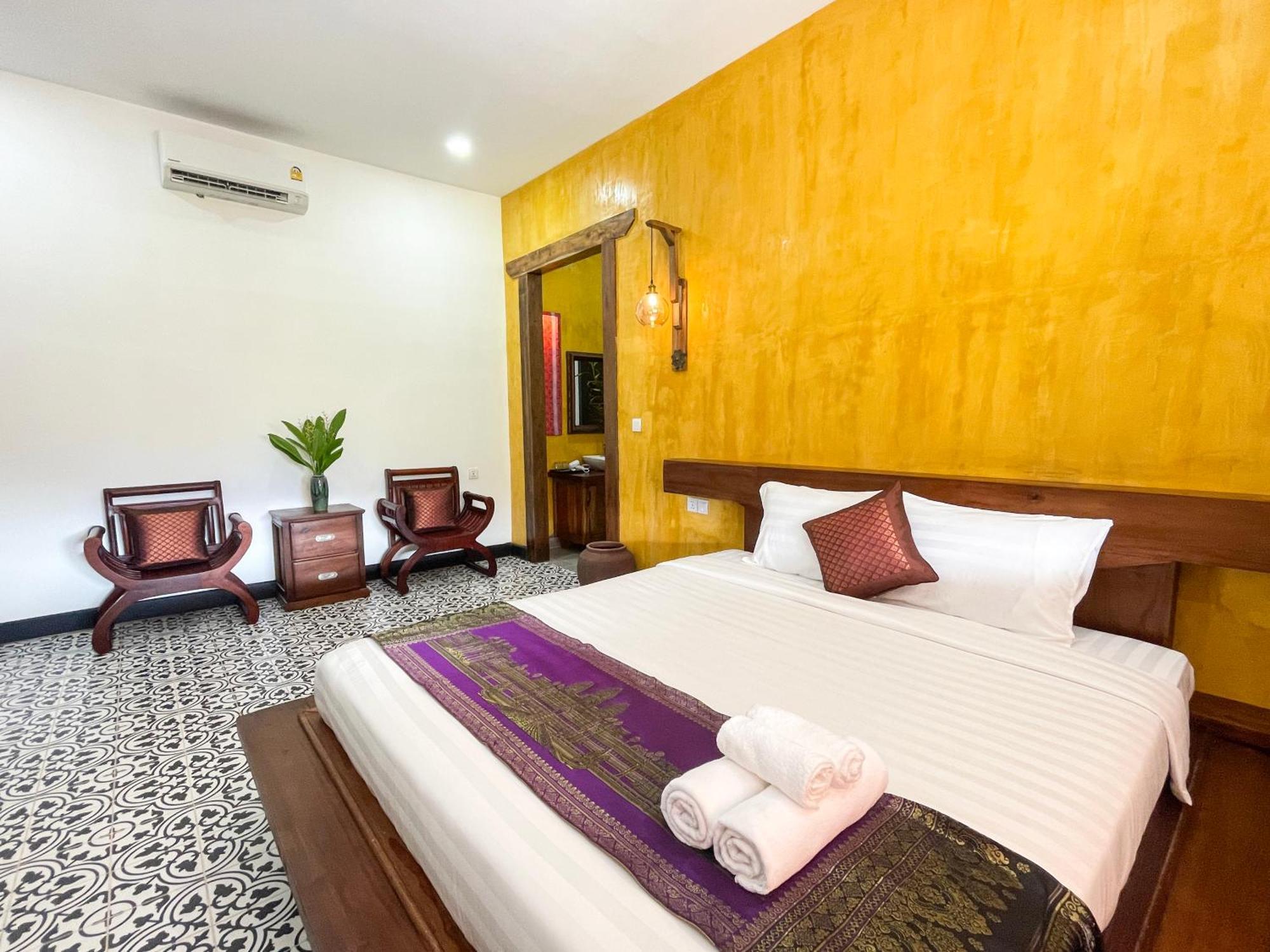 Villa Romduol Kampot Exterior photo