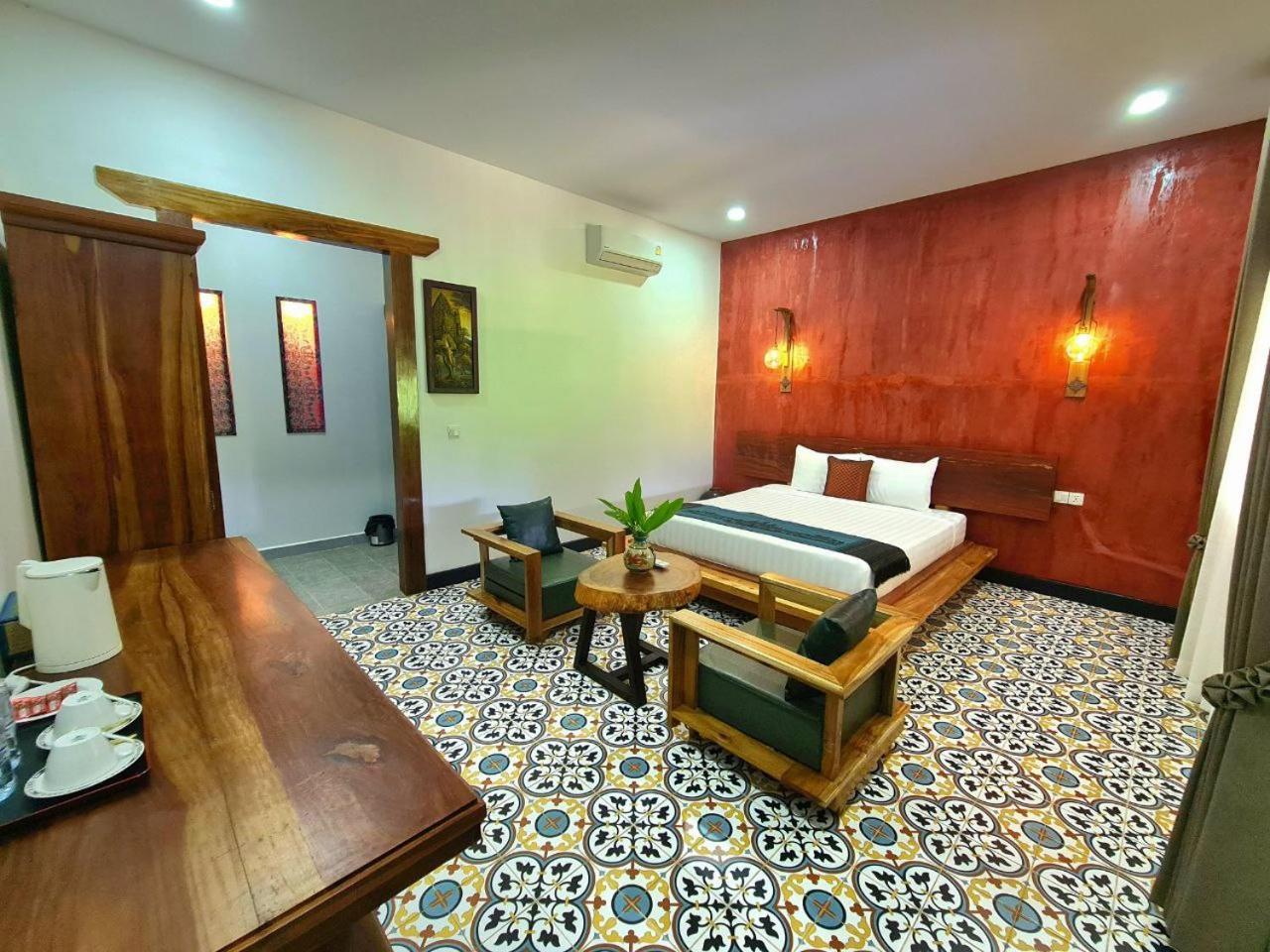 Villa Romduol Kampot Exterior photo