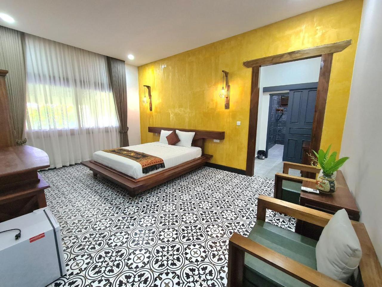 Villa Romduol Kampot Exterior photo